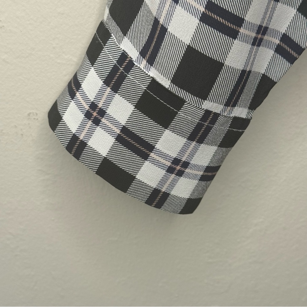 EQUIPMENT Femme Signature 100% Silk Plaid Blouse Button Front Gray Size Large - Picture 6 of 16